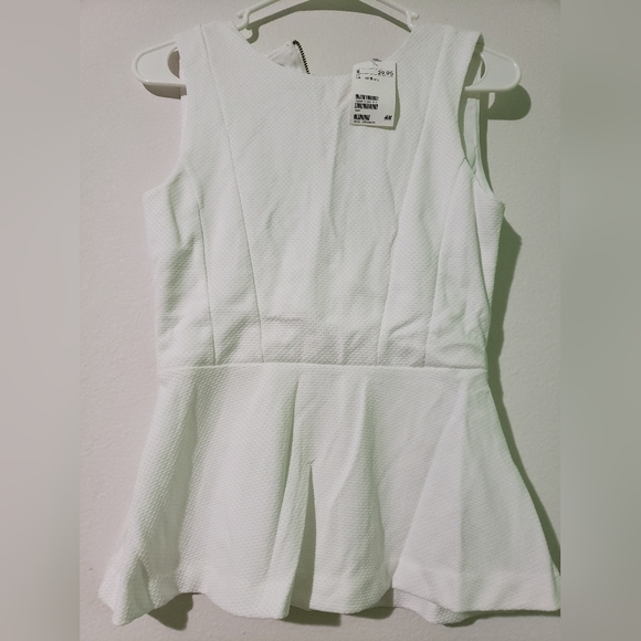 Tops - Picture 3 of 3